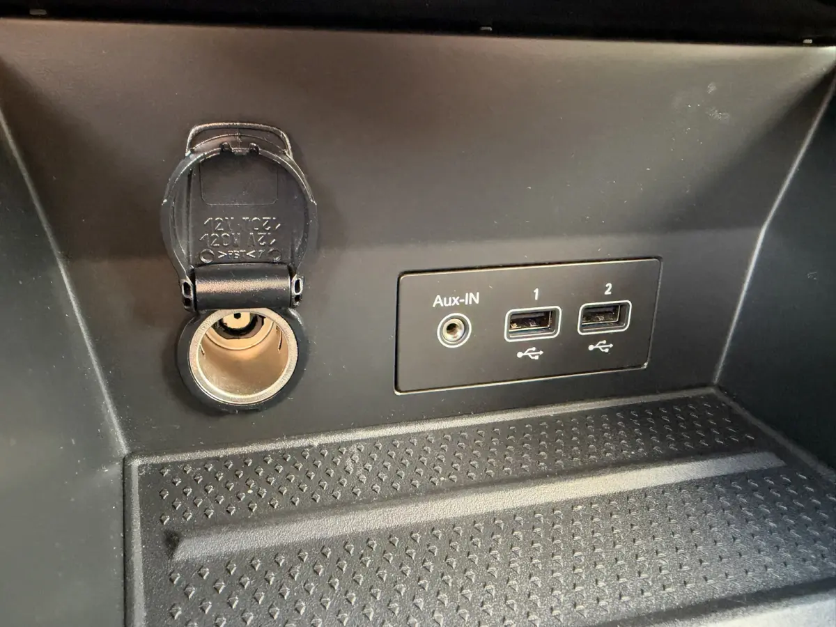 1.6 E-Tech Plug-in Hybrid 160 Intens | Afn. Trekhaak | Panorama | 360 Camera