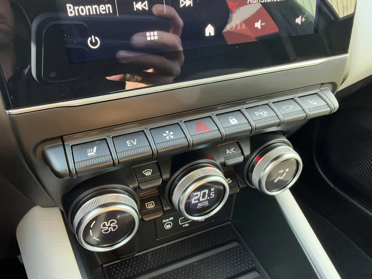 1.6 E-Tech Plug-in Hybrid 160 Intens | Afn. Trekhaak | Panorama | 360 Camera