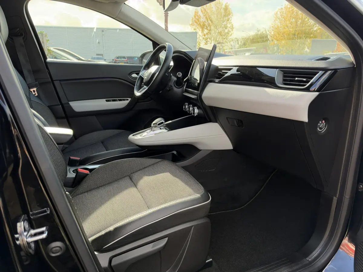 1.6 E-Tech Plug-in Hybrid 160 Intens | Afn. Trekhaak | Panorama | 360 Camera