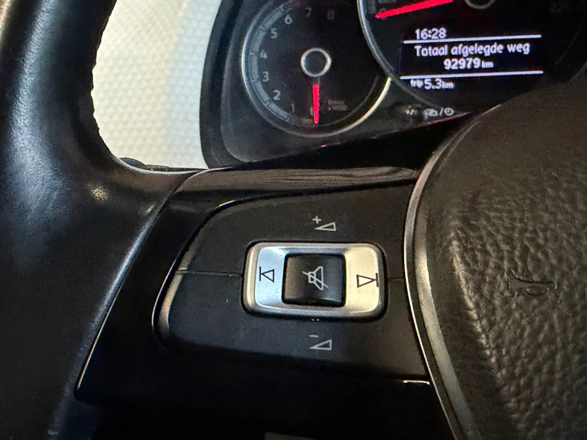 Up! 1.0 BMT move up! Airco-Stoelverw.-Cruise-Camera-Pdc-NL auto-NAP