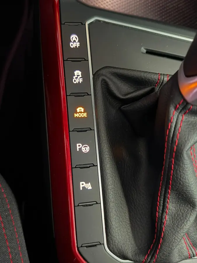 2.0 TSI GTI 207 PK/IQ LED/Facelift/Pano