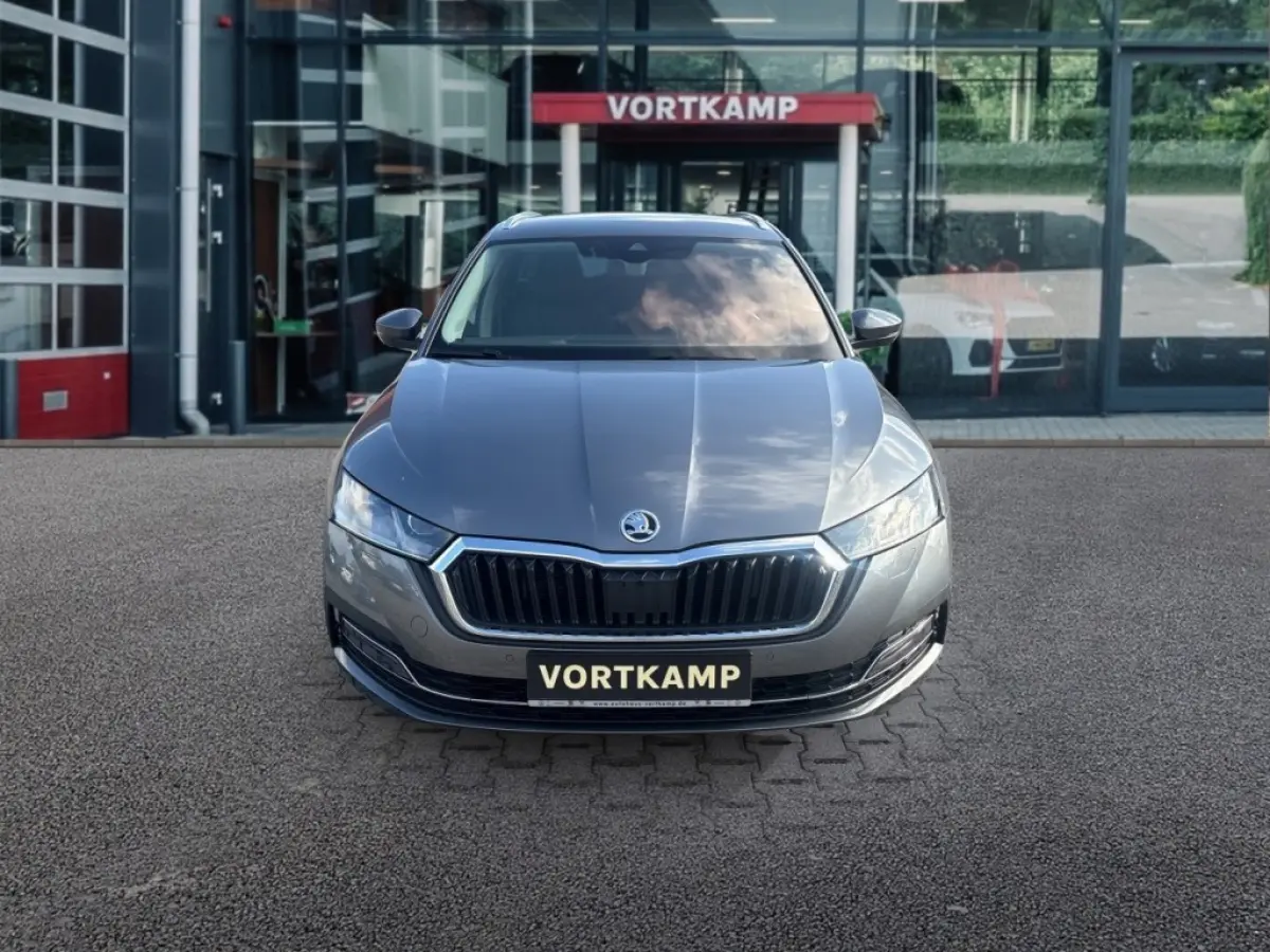 1.4 TSI iV STYLE PDC/ELEK-KLEP/CANTON/ACC/MEM/STOELVERW/CARPLAY/NAVI