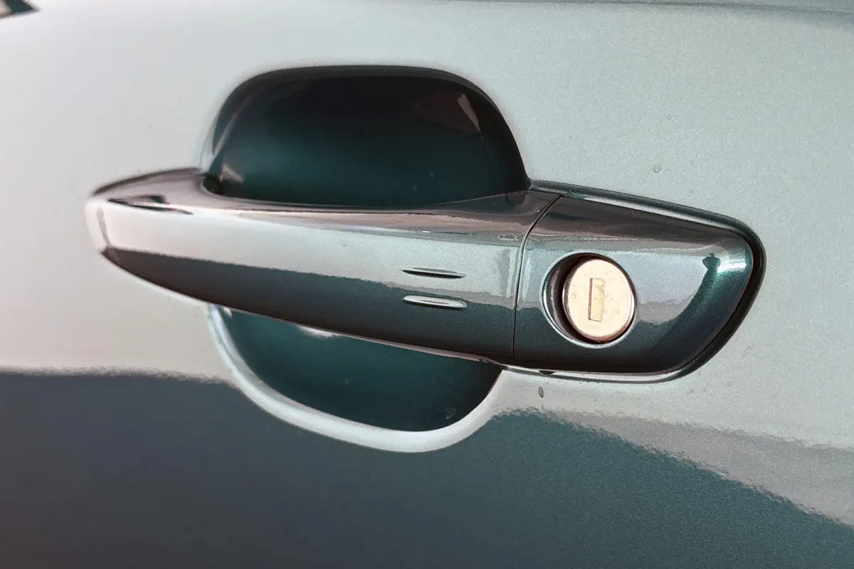 1.2 Hybrid 145 Allure Keyless Camera Clima Adaptive Cruise