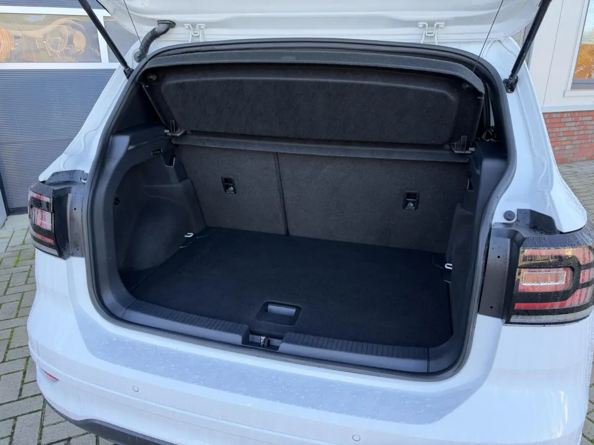 1.0 TSI Style Business R-Line | Virutal Cockpit | Full LED | Carplay | DAB+ | Adaptive Cruise | Sensoren | Navigatie