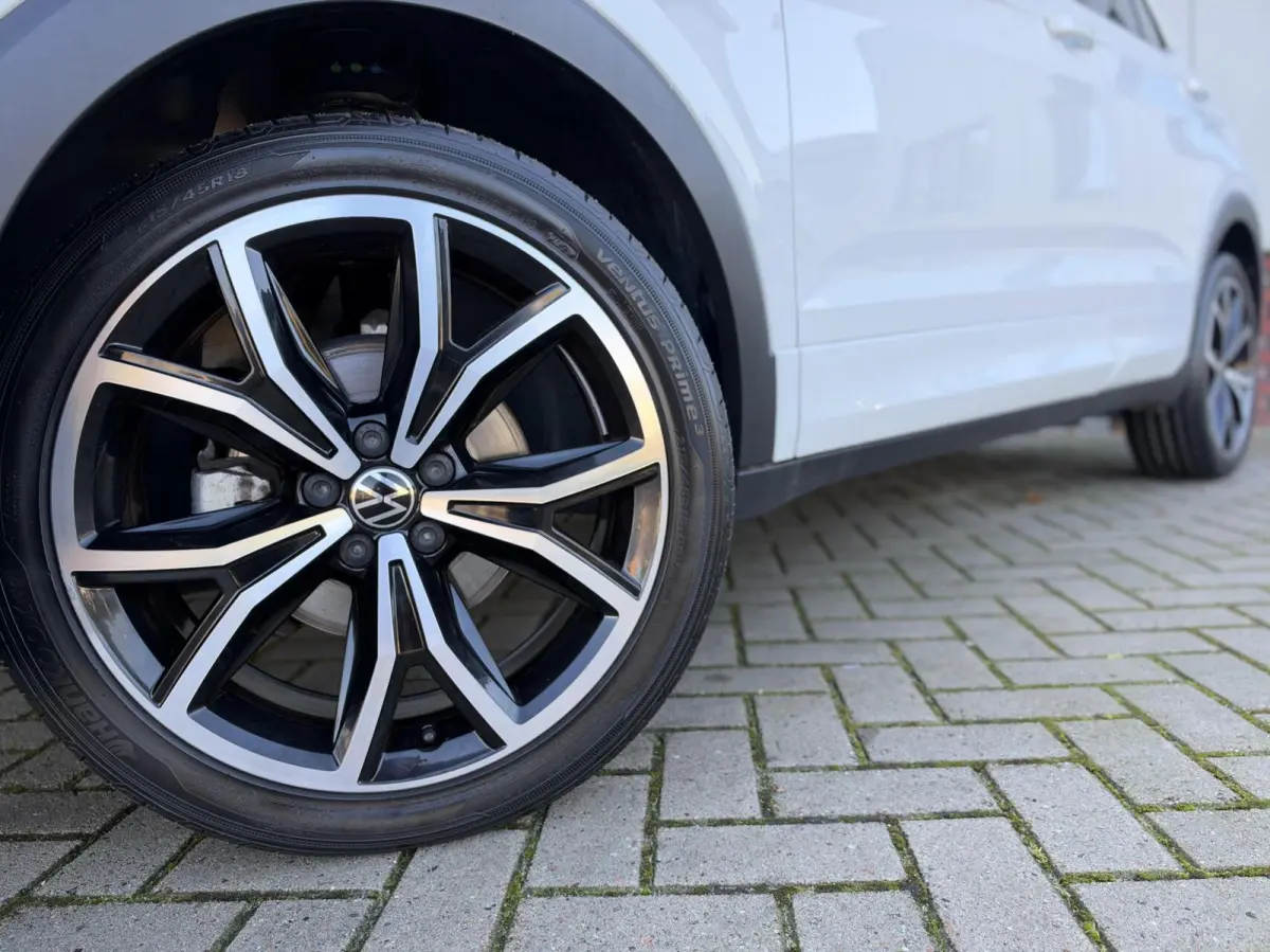 1.0 TSI Style Business R-Line | Virutal Cockpit | Full LED | Carplay | DAB+ | Adaptive Cruise | Sensoren | Navigatie