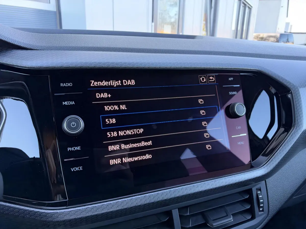 1.0 TSI Style Business R-Line | Virutal Cockpit | Full LED | Carplay | DAB+ | Adaptive Cruise | Sensoren | Navigatie