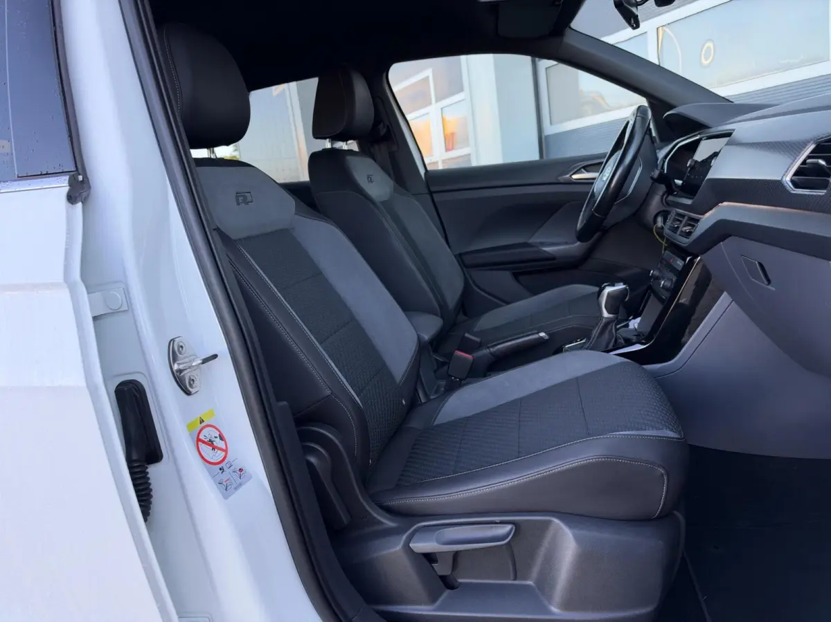 1.0 TSI Style Business R-Line | Virutal Cockpit | Full LED | Carplay | DAB+ | Adaptive Cruise | Sensoren | Navigatie