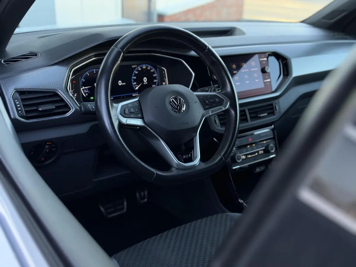 1.0 TSI Style Business R-Line | Virutal Cockpit | Full LED | Carplay | DAB+ | Adaptive Cruise | Sensoren | Navigatie