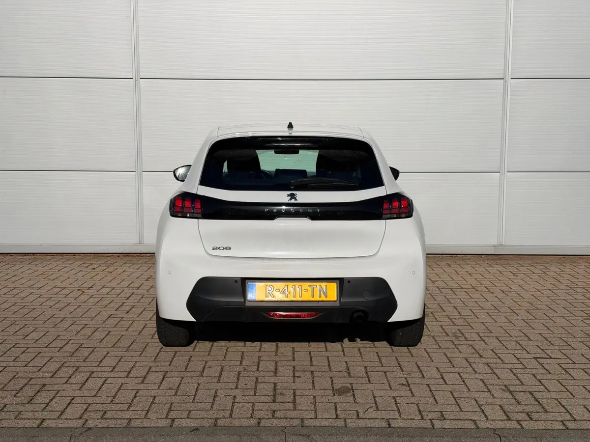 1.2 PureTech Blue Lease Active | Airco | Navigatie | Parkeersensoren | Apple Carplay/Android Auto