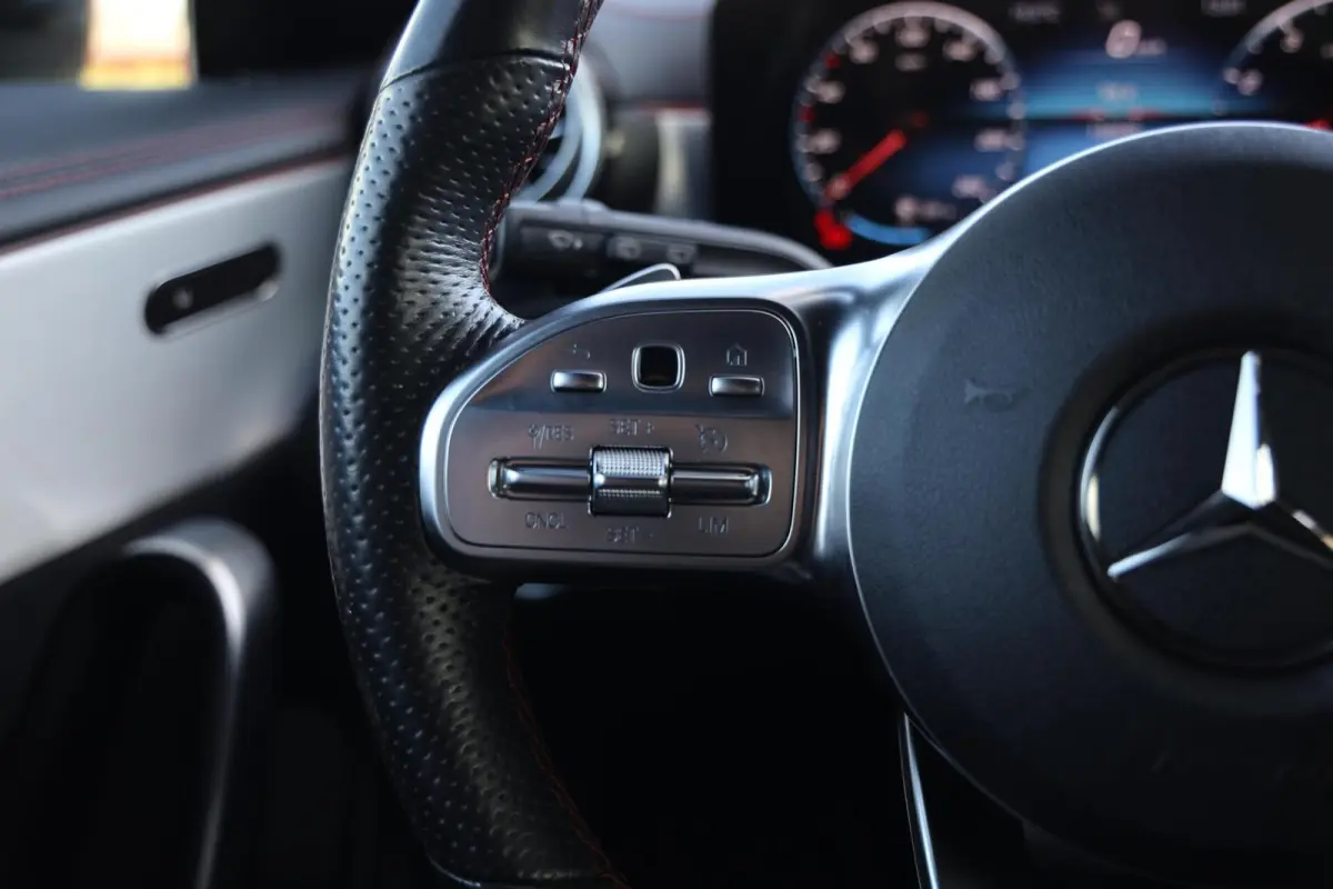 180 Premium|AMG|Widescreen|Sportstoelen|Camera|Stoelverwarming