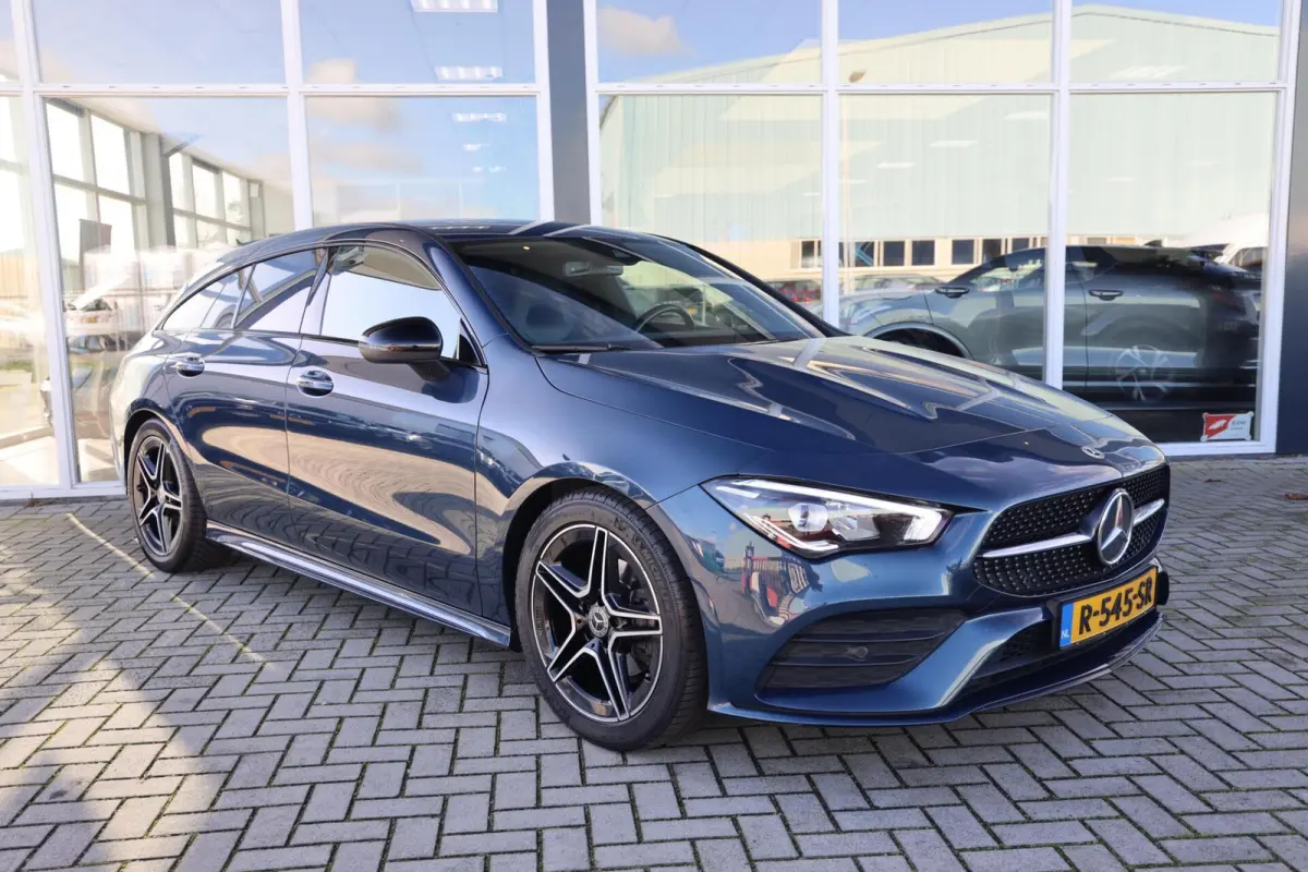 180 Premium|AMG|Widescreen|Sportstoelen|Camera|Stoelverwarming
