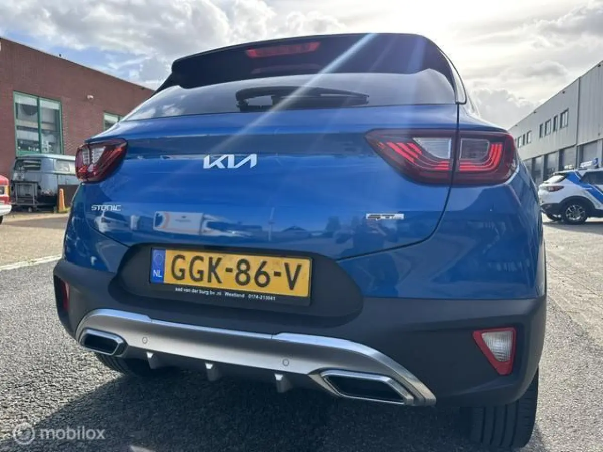 1.0T MHEV GT-Line Automaat Luxe GT-Line uitvoering , Stoel & Stuur verwarming , Dodehoek detectie , Smartkey enrty , Navigatie , Camera , Parkeerhulp Voor & Achter , Two tone , Priveglas ,Ke
