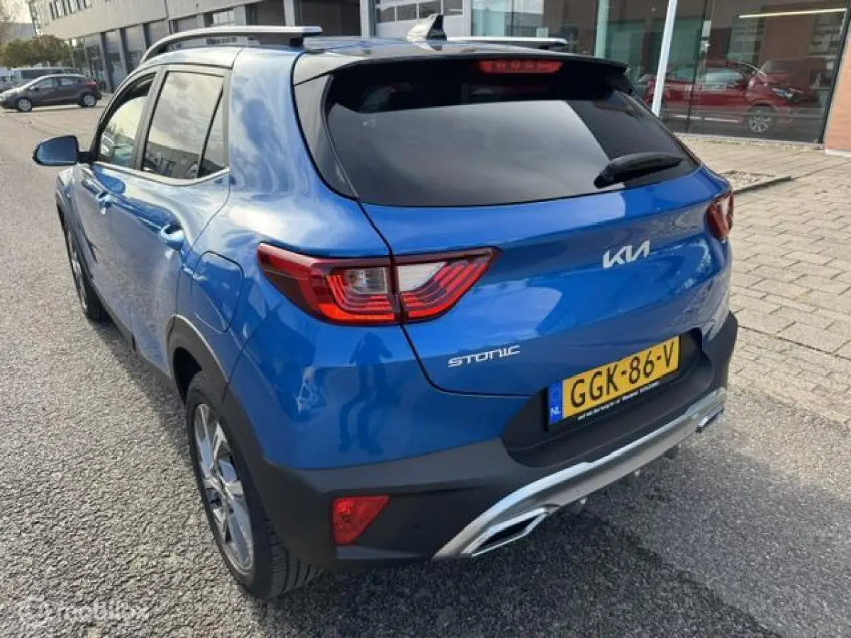 1.0T MHEV GT-Line Automaat Luxe GT-Line uitvoering , Stoel & Stuur verwarming , Dodehoek detectie , Smartkey enrty , Navigatie , Camera , Parkeerhulp Voor & Achter , Two tone , Priveglas ,Ke