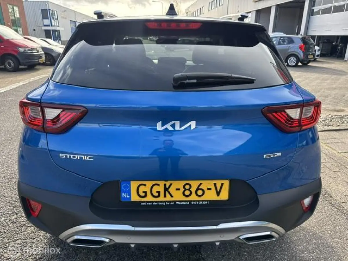 1.0T MHEV GT-Line Automaat Luxe GT-Line uitvoering , Stoel & Stuur verwarming , Dodehoek detectie , Smartkey enrty , Navigatie , Camera , Parkeerhulp Voor & Achter , Two tone , Priveglas ,Ke
