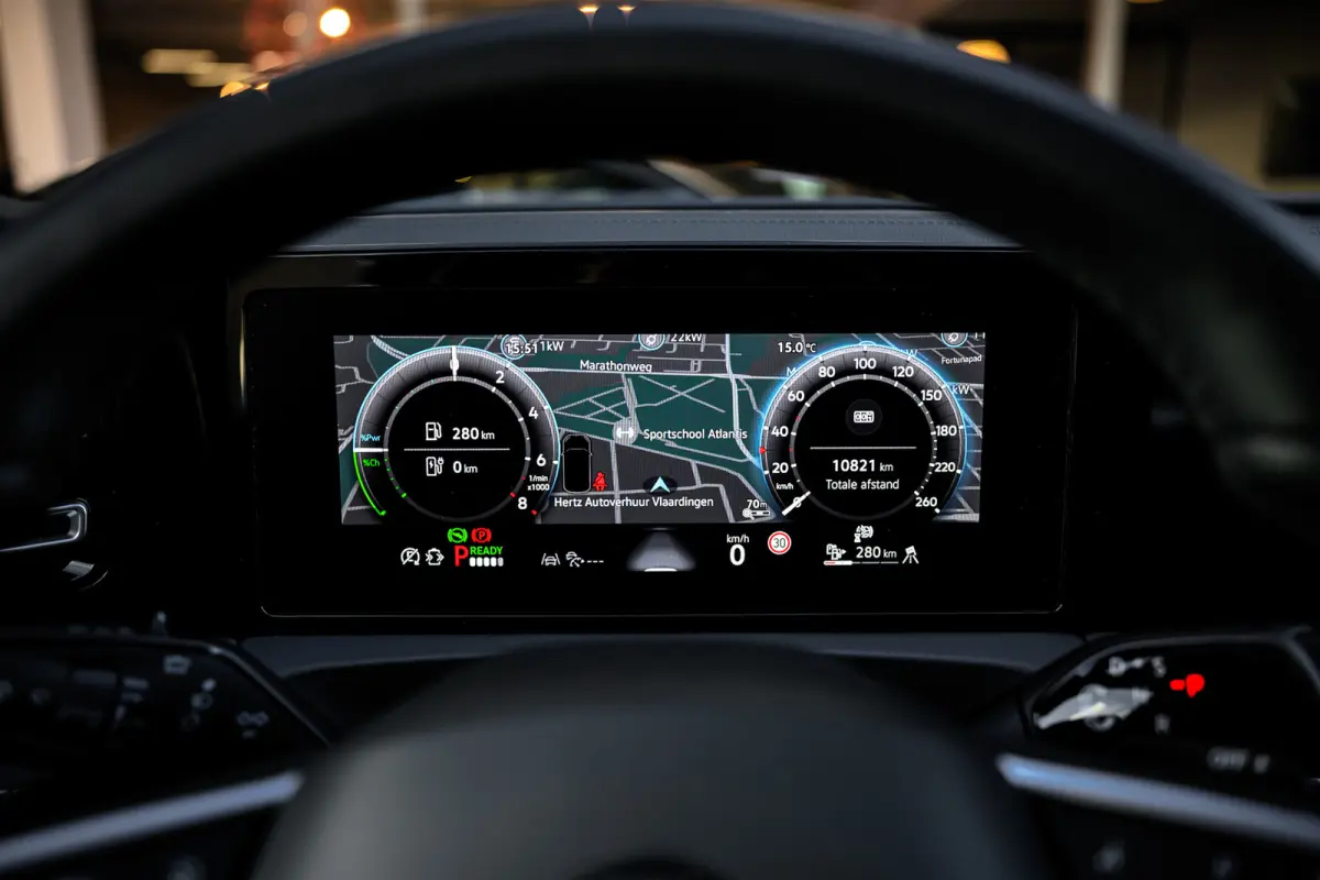 1.5 eHybrid R-Line Edition 272 Pk|Massage |Pano |Trekhaak|360-Camera| Acc | Lane-Assist