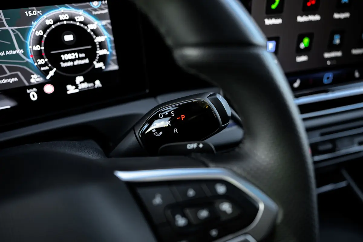 1.5 eHybrid R-Line Edition 272 Pk|Massage |Pano |Trekhaak|360-Camera| Acc | Lane-Assist