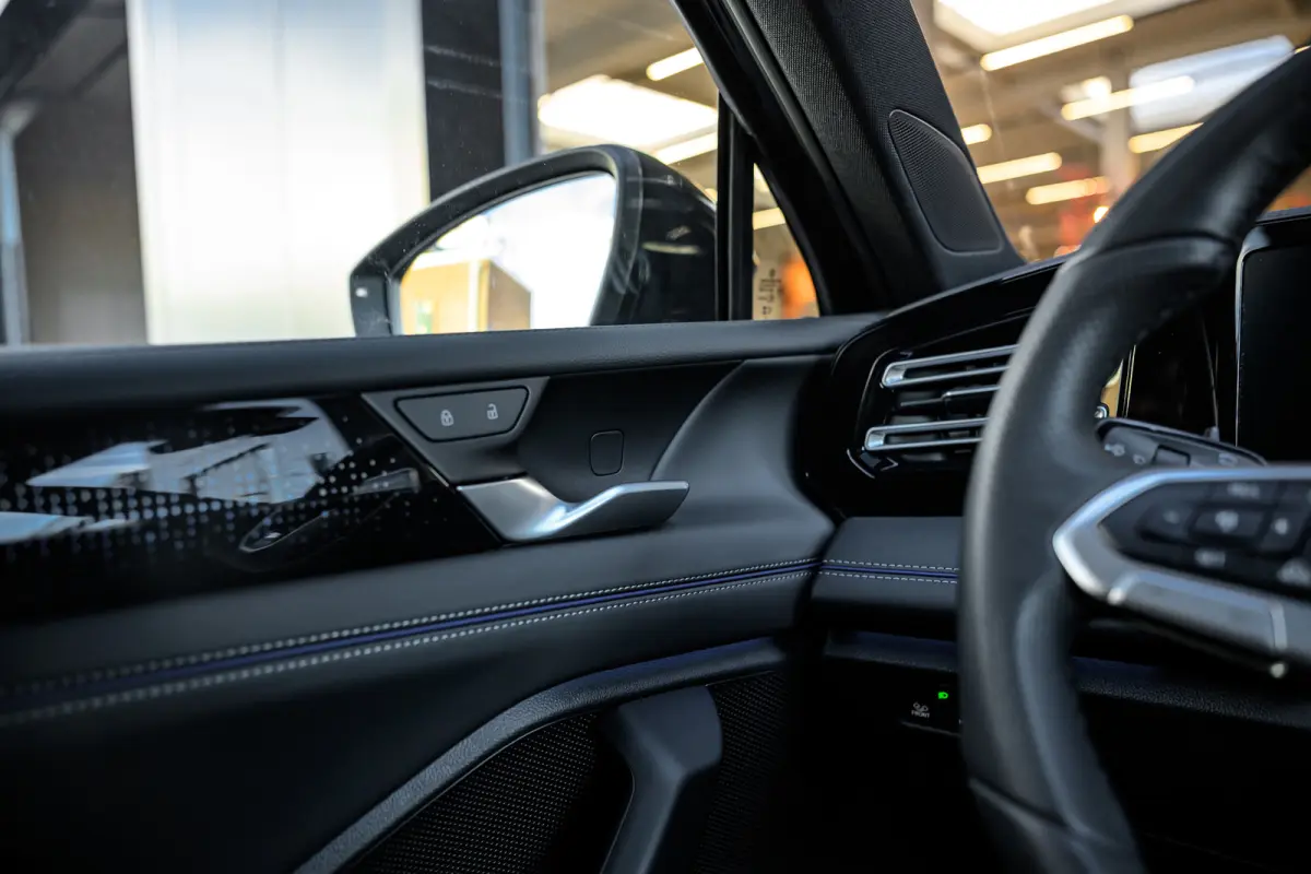 1.5 eHybrid R-Line Edition 272 Pk|Massage |Pano |Trekhaak|360-Camera| Acc | Lane-Assist
