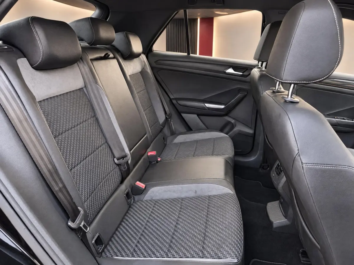 2.0 TSI 4Motion Sport