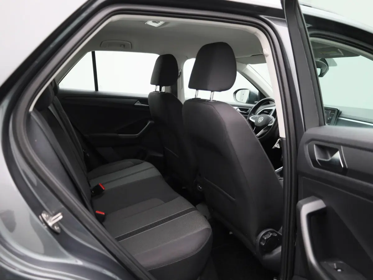1.0 TSI Life 110 PK| Origineel Nederlands | 1e Eigenaar | Dealeronderhouden | Navigatie | Parkeersensoren | Climatronic | LED Koplampen | Digitale Cockpit | Apple Carplay