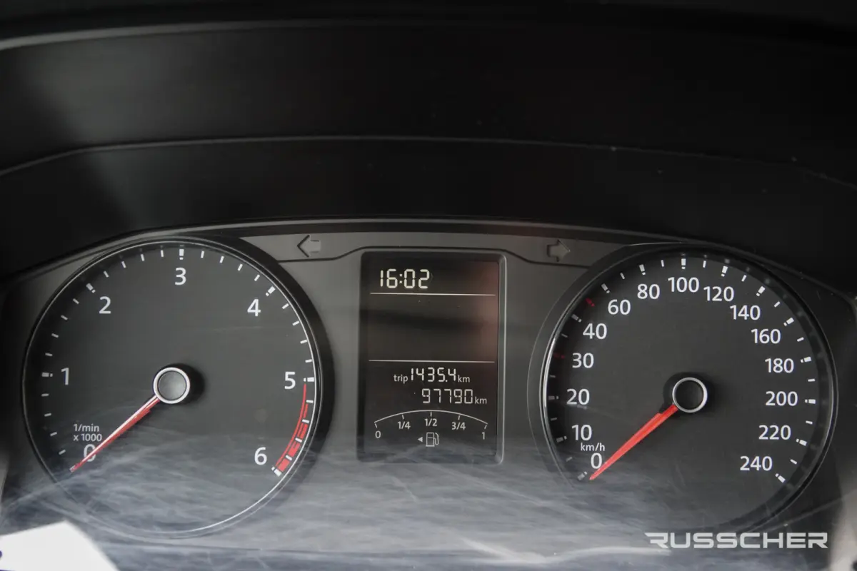 L1H1 2.0Tdi 102Pk | Stoel-Stoel | Achteruitrijcamera | Imperiaal | Trekhaak