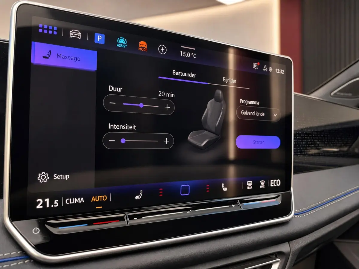 1.5 eHybrid R-Line Edition | Pano | Surround view | Black pack | H/K Sound | Trekhaak | BTW