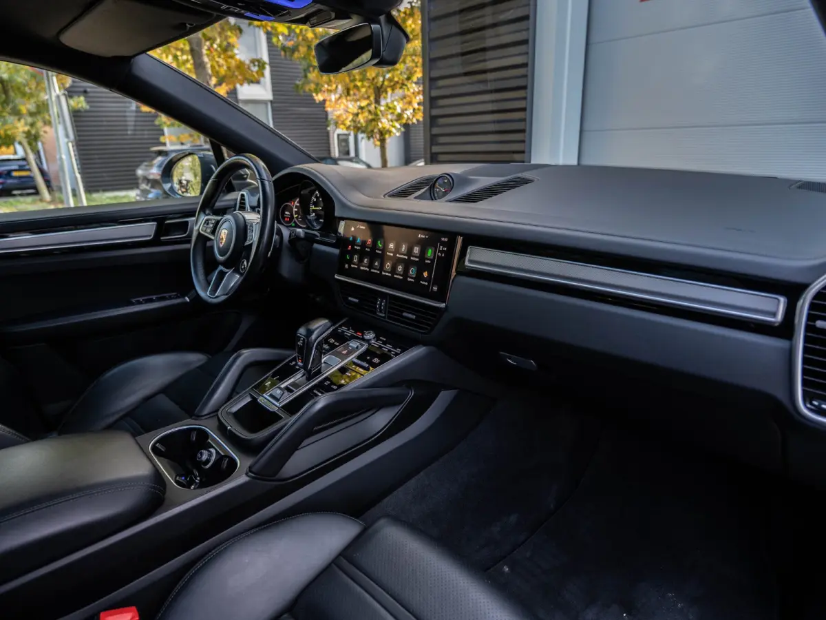 3.0 E-Hybrid Platinum Edition Pano/Keyless/Memory/NL