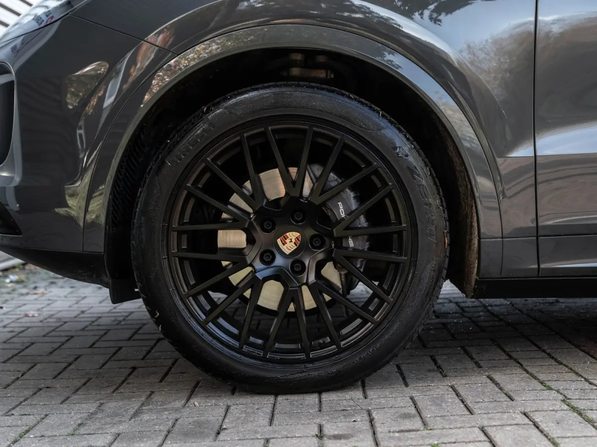 3.0 E-Hybrid Platinum Edition Pano/Keyless/Memory/NL