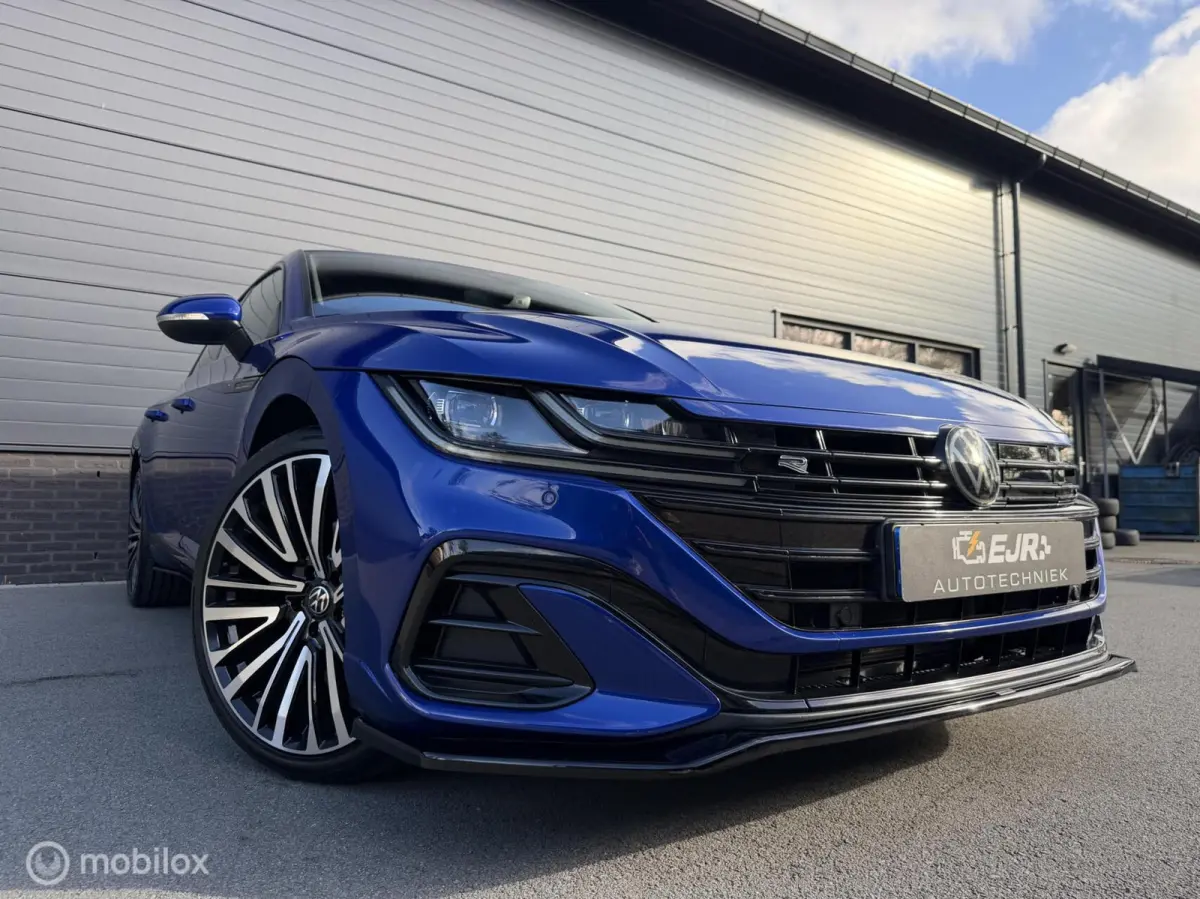 1.4 TSI eHybrid R-Line Business+ FULL OPTIONS!!