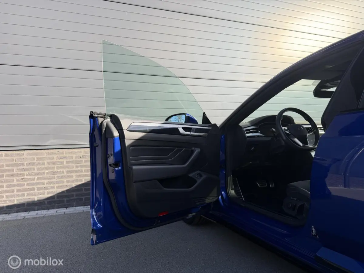 1.4 TSI eHybrid R-Line Business+ FULL OPTIONS!!