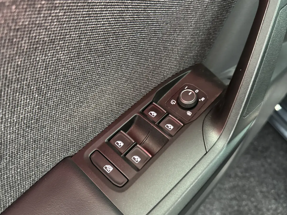 1.4 TSI eHybrid PHEV Business Intense ACC Camera Stoelverwarming