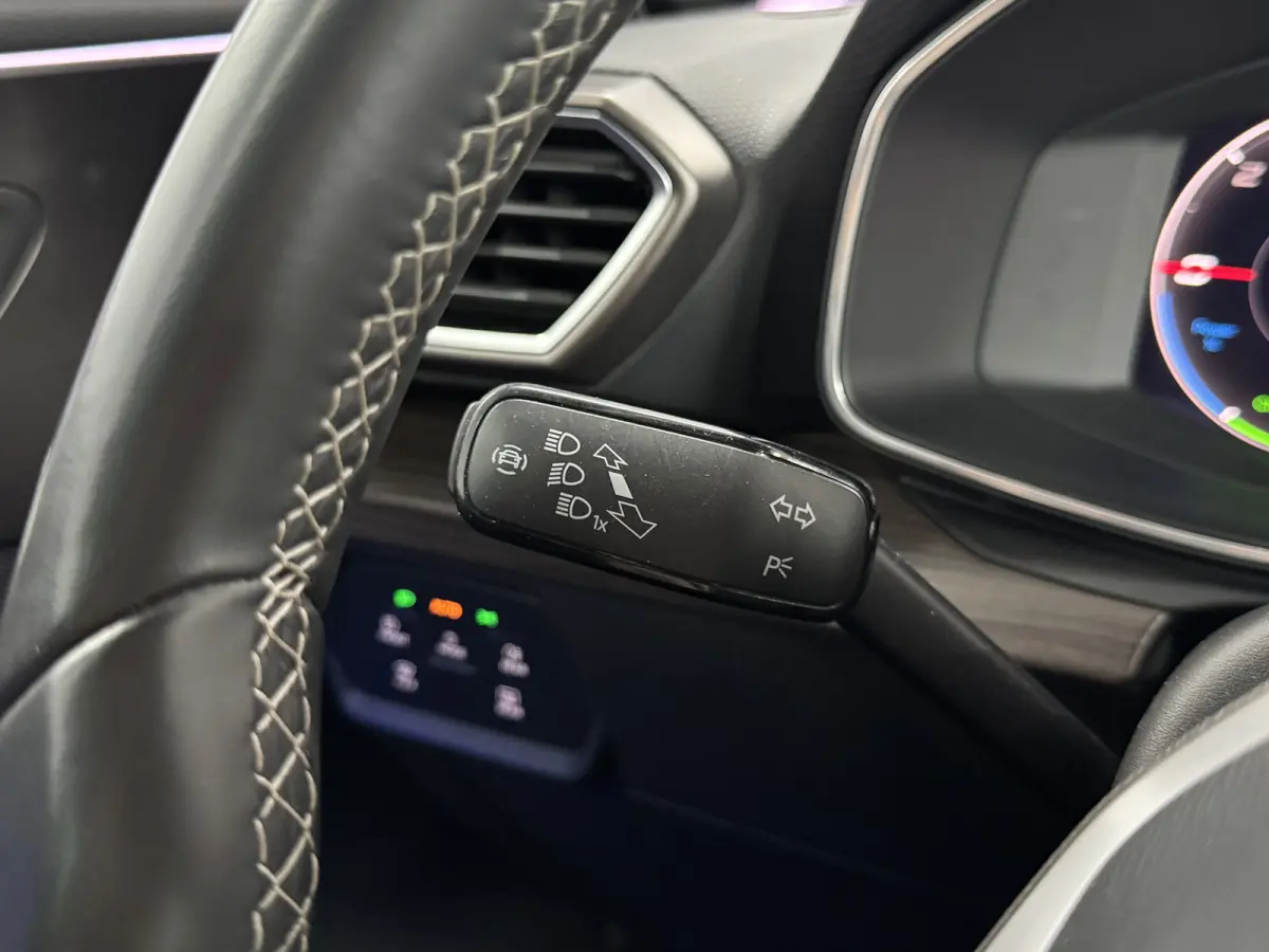 1.4 TSI eHybrid PHEV Business Intense ACC Camera Stoelverwarming