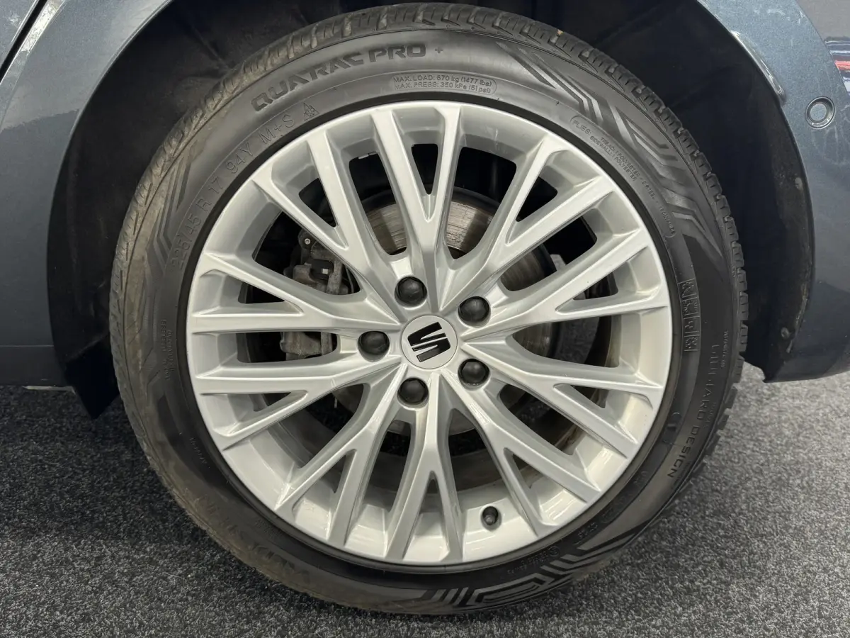 1.4 TSI eHybrid PHEV Business Intense ACC Camera Stoelverwarming