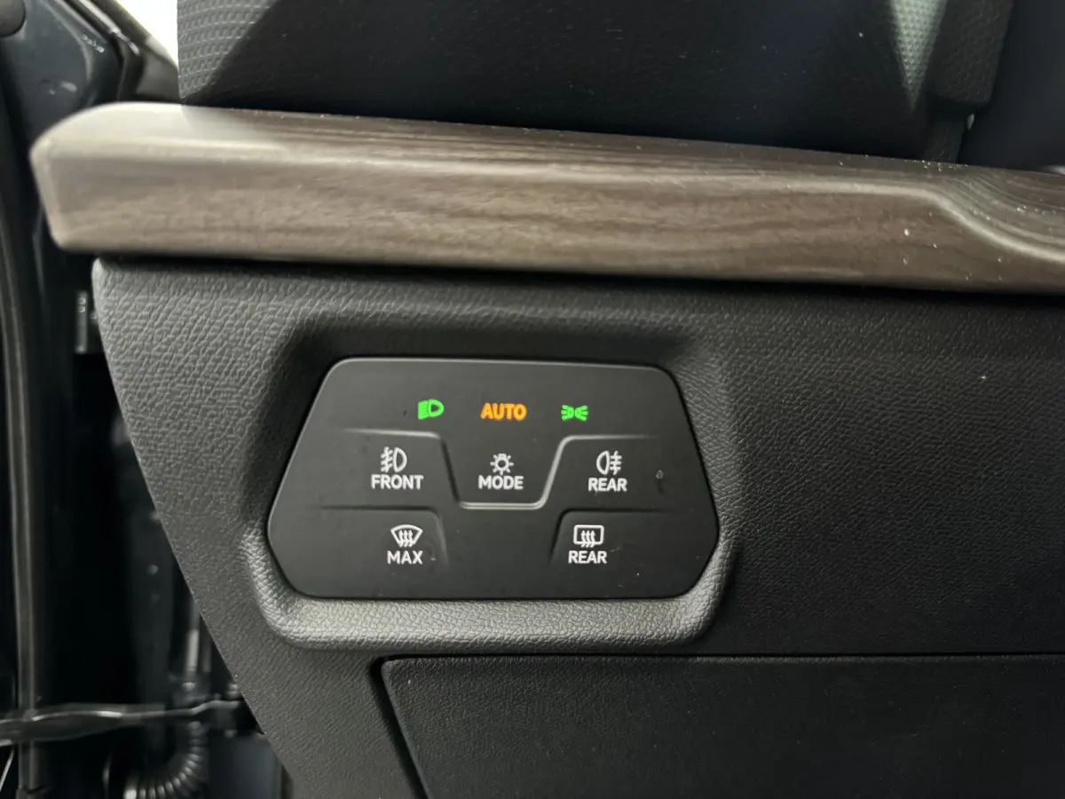 1.4 TSI eHybrid PHEV Business Intense ACC Camera Stoelverwarming