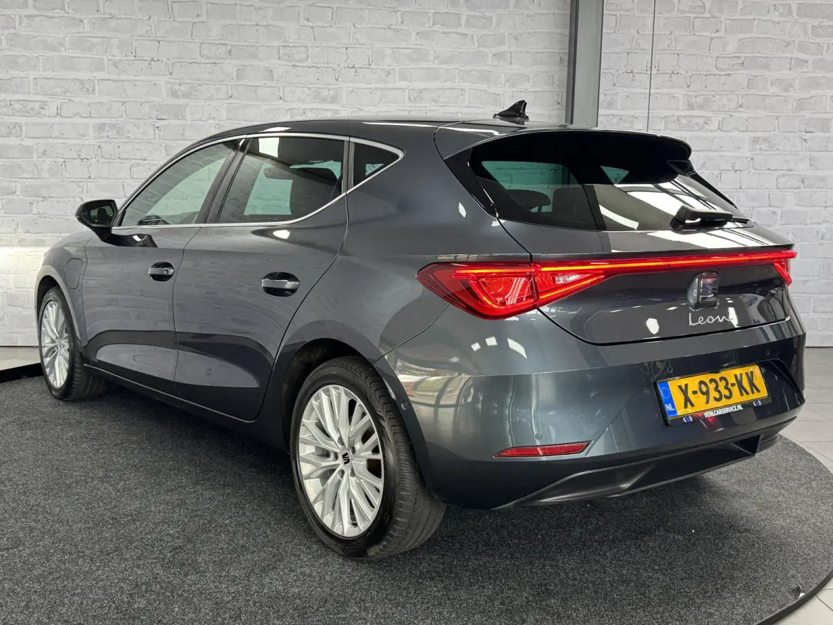 1.4 TSI eHybrid PHEV Business Intense ACC Camera Stoelverwarming