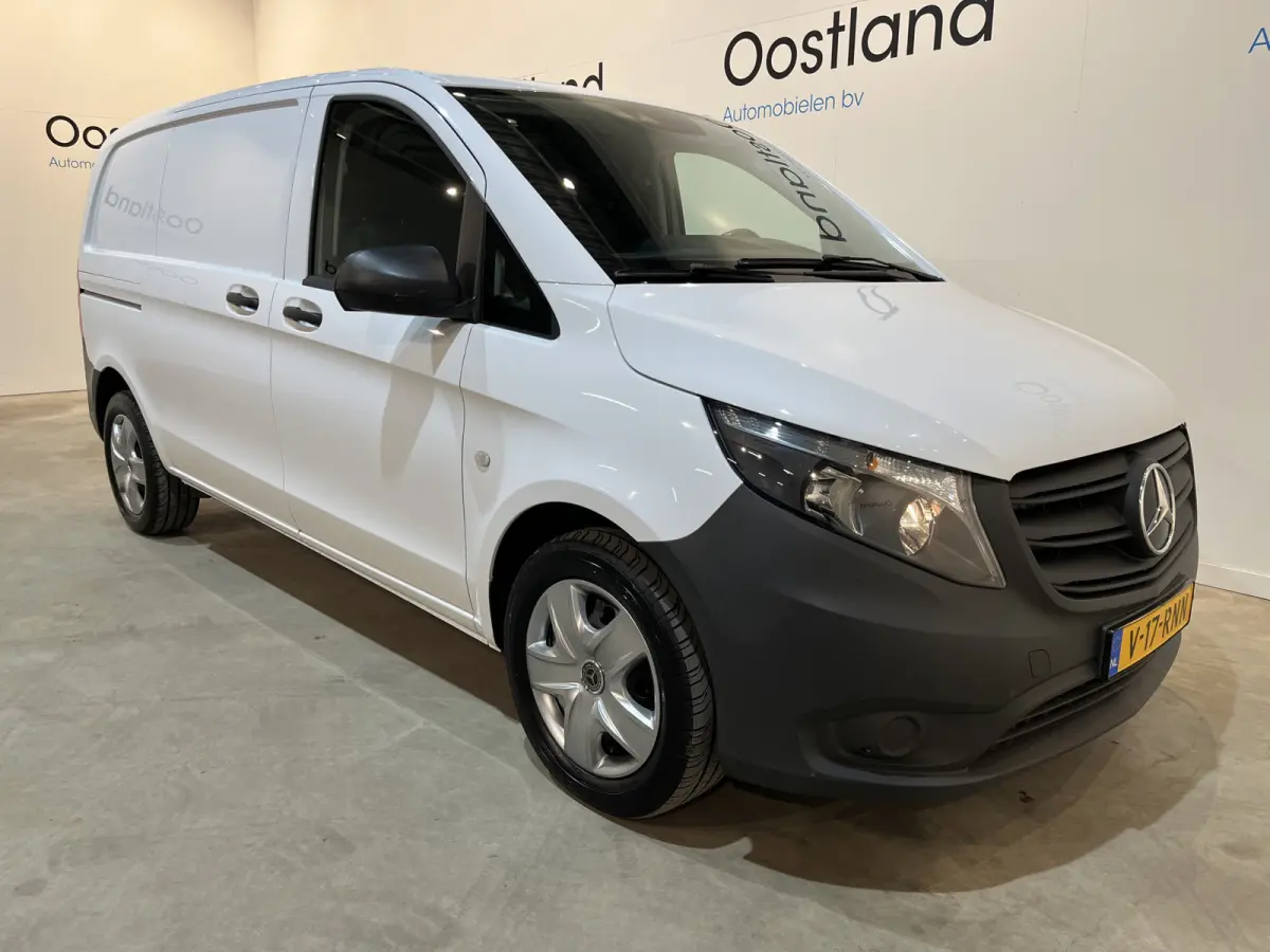 114 CDI L1 Pro RWD Automaat Servicebus / Sortimo Inrichting / Euro 6 / Schuifdeur L + R / 220V. / Airco / Cruise Control / Camera / CarPlay / Trekhaak / Klep / 3-Zits