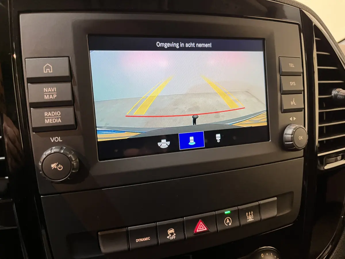 114 CDI L1 Pro RWD Automaat Servicebus / Sortimo Inrichting / Euro 6 / Schuifdeur L + R / 220V. / Airco / Cruise Control / Camera / CarPlay / Trekhaak / Klep / 3-Zits