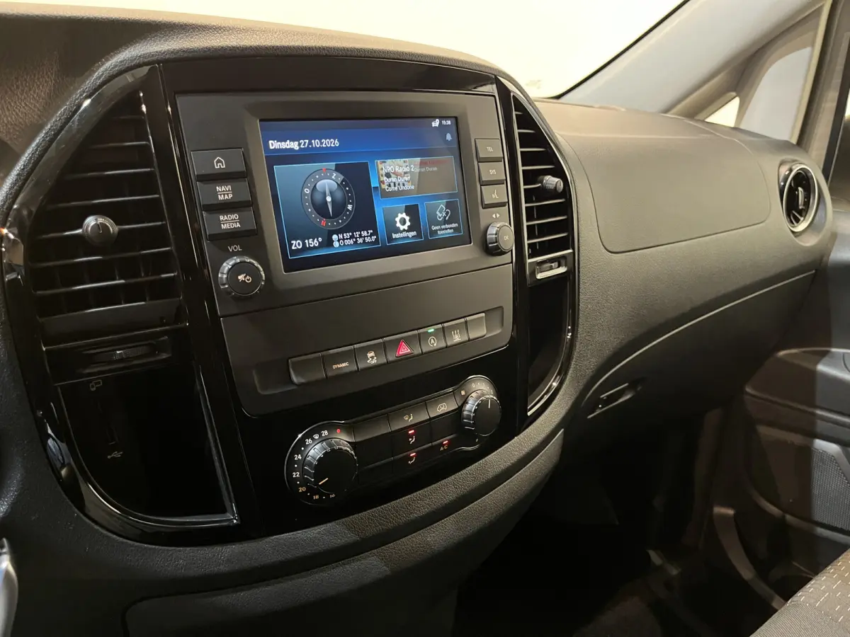 114 CDI L1 Pro RWD Automaat Servicebus / Sortimo Inrichting / Euro 6 / Schuifdeur L + R / 220V. / Airco / Cruise Control / Camera / CarPlay / Trekhaak / Klep / 3-Zits