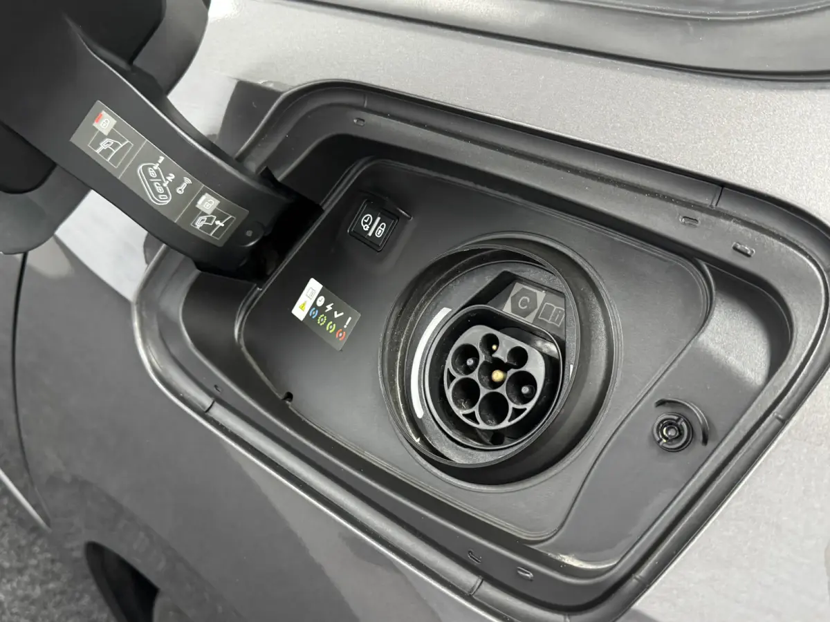1.6 Turbo Plug In Hybrid Edition ACC Carplay