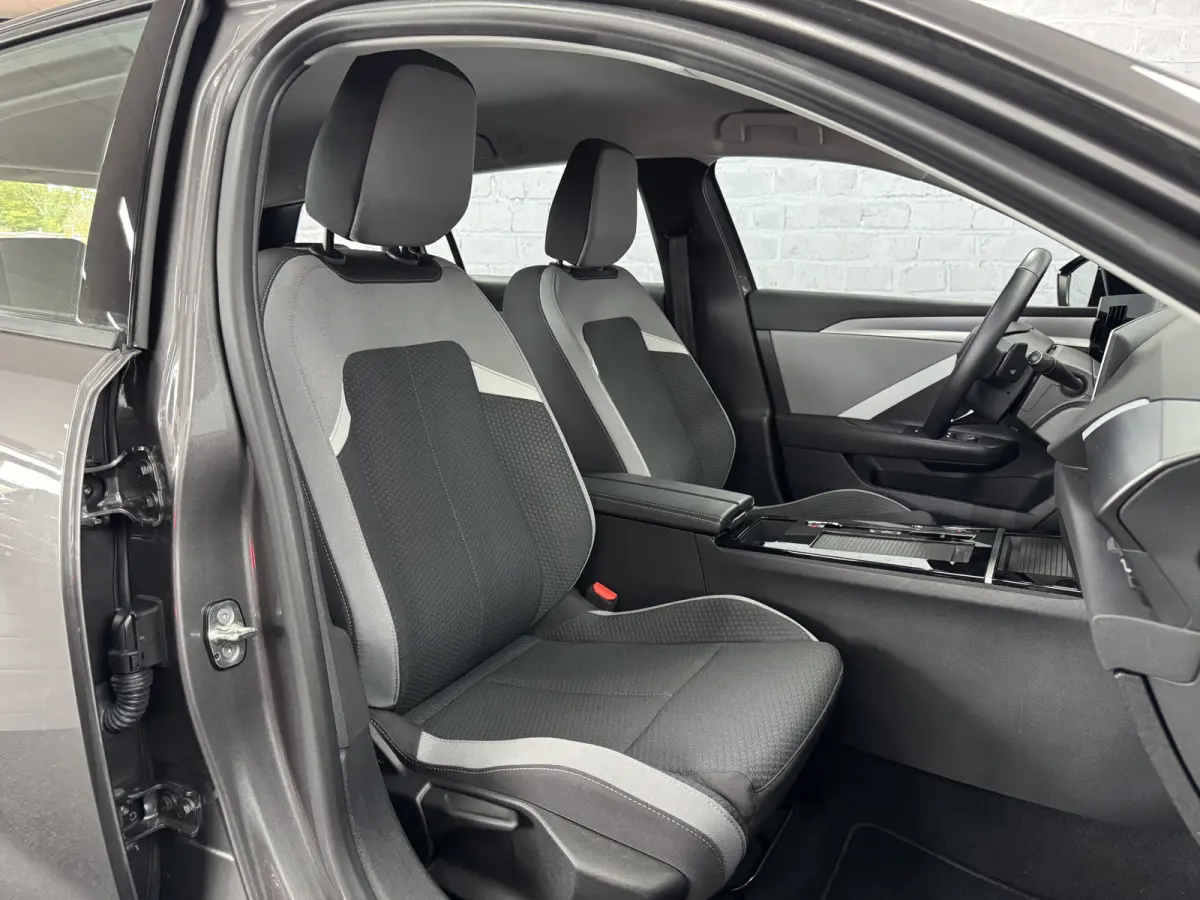 1.6 Turbo Plug In Hybrid Edition ACC Carplay