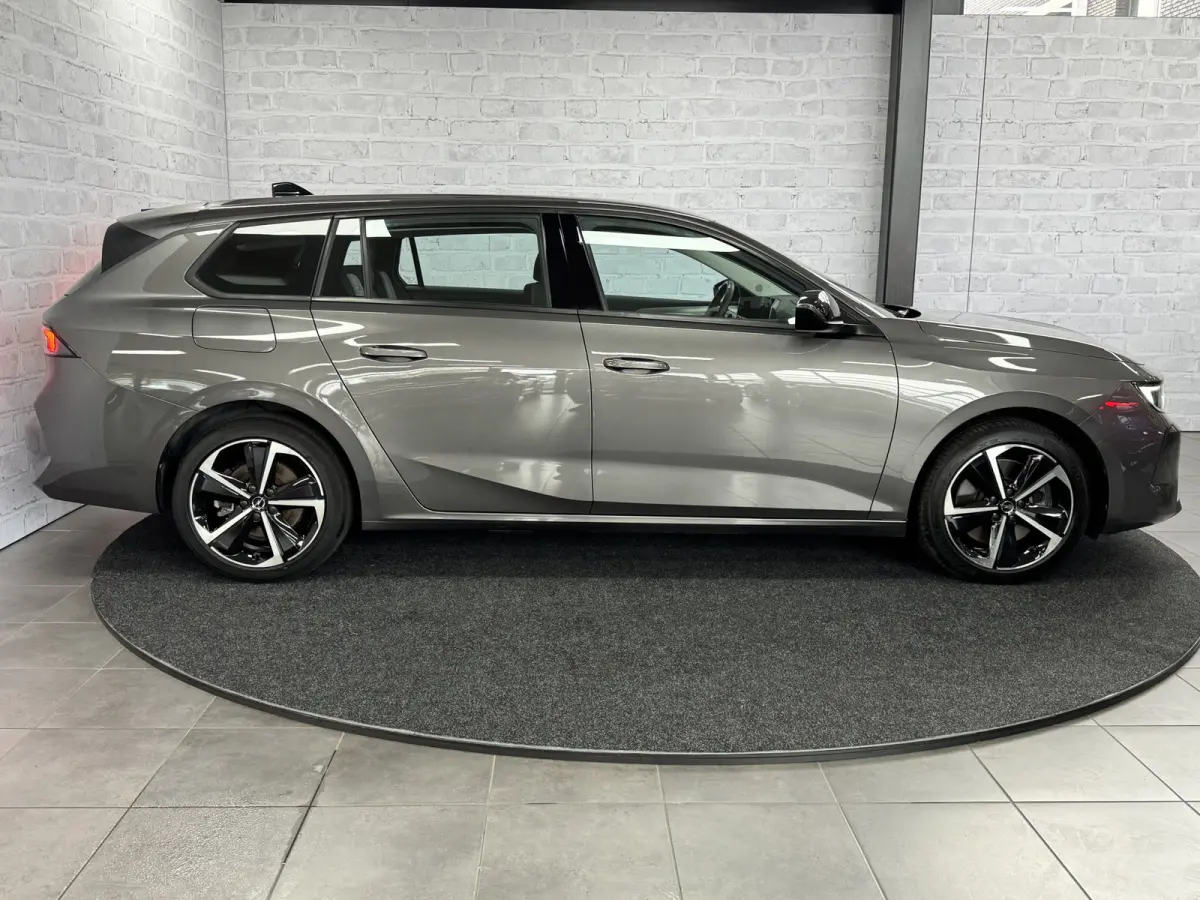 1.6 Turbo Plug In Hybrid Edition ACC Carplay