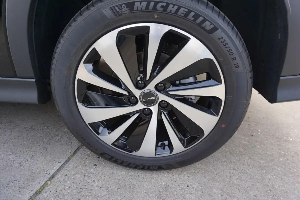 Boost 1.5 DM-i 218pk FWD Plug in Hybrid Panoramadak