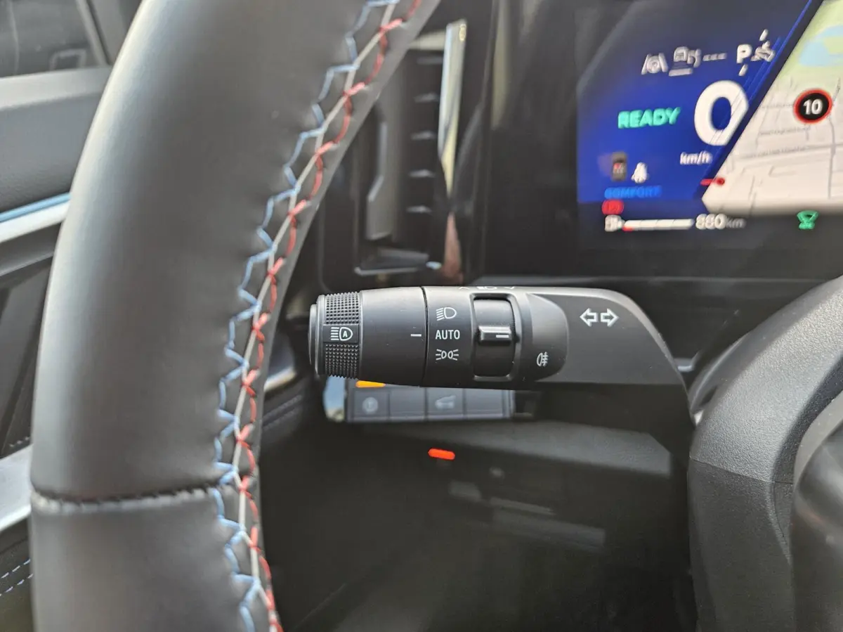 1.2 E-Tech full hybrid 200 Iconic Esprit Alpine BLAUW