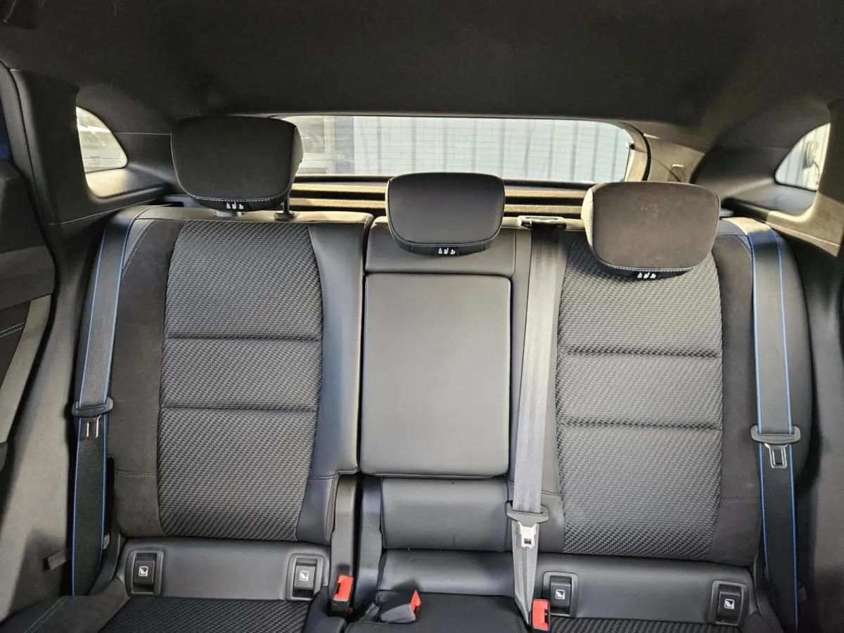 1.2 E-Tech full hybrid 200 Iconic Esprit Alpine BLAUW