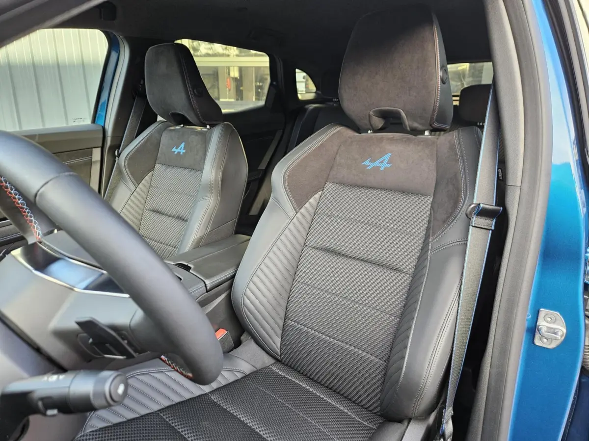1.2 E-Tech full hybrid 200 Iconic Esprit Alpine BLAUW