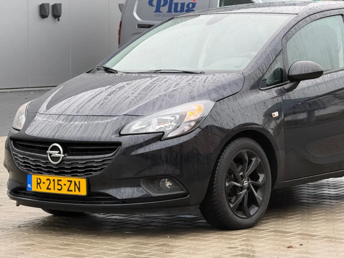 1.2 Black Edition 5drs - Black Phantom Pearl - Nav/Cruise/Bleutooth