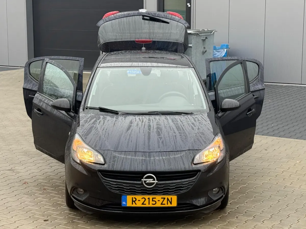 1.2 Black Edition 5drs - Black Phantom Pearl - Nav/Cruise/Bleutooth