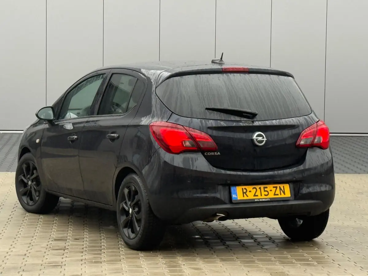 1.2 Black Edition 5drs - Black Phantom Pearl - Nav/Cruise/Bleutooth