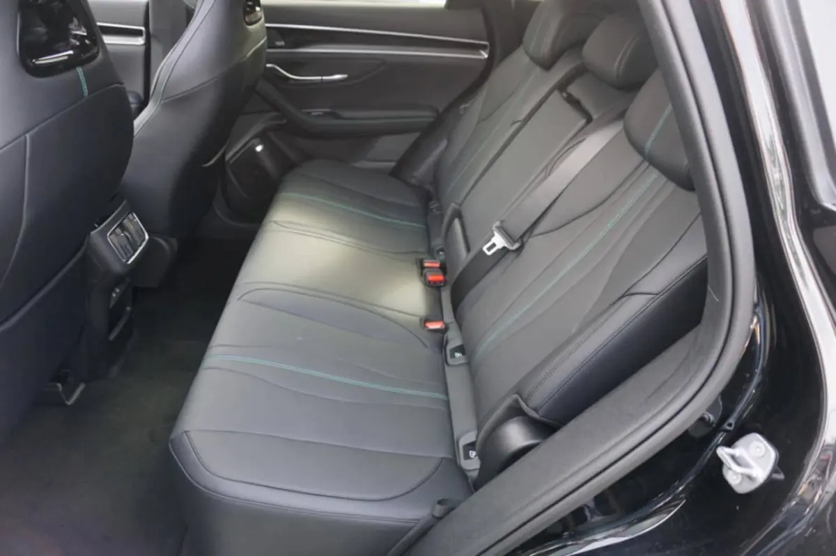 Boost 1.5 DM-i 323pk AWD Plug in Hybrid Design Panoramadak
