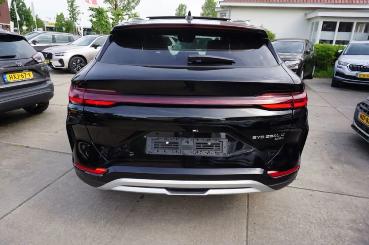 Boost 1.5 DM-i 323pk AWD Plug in Hybrid Design Panoramadak