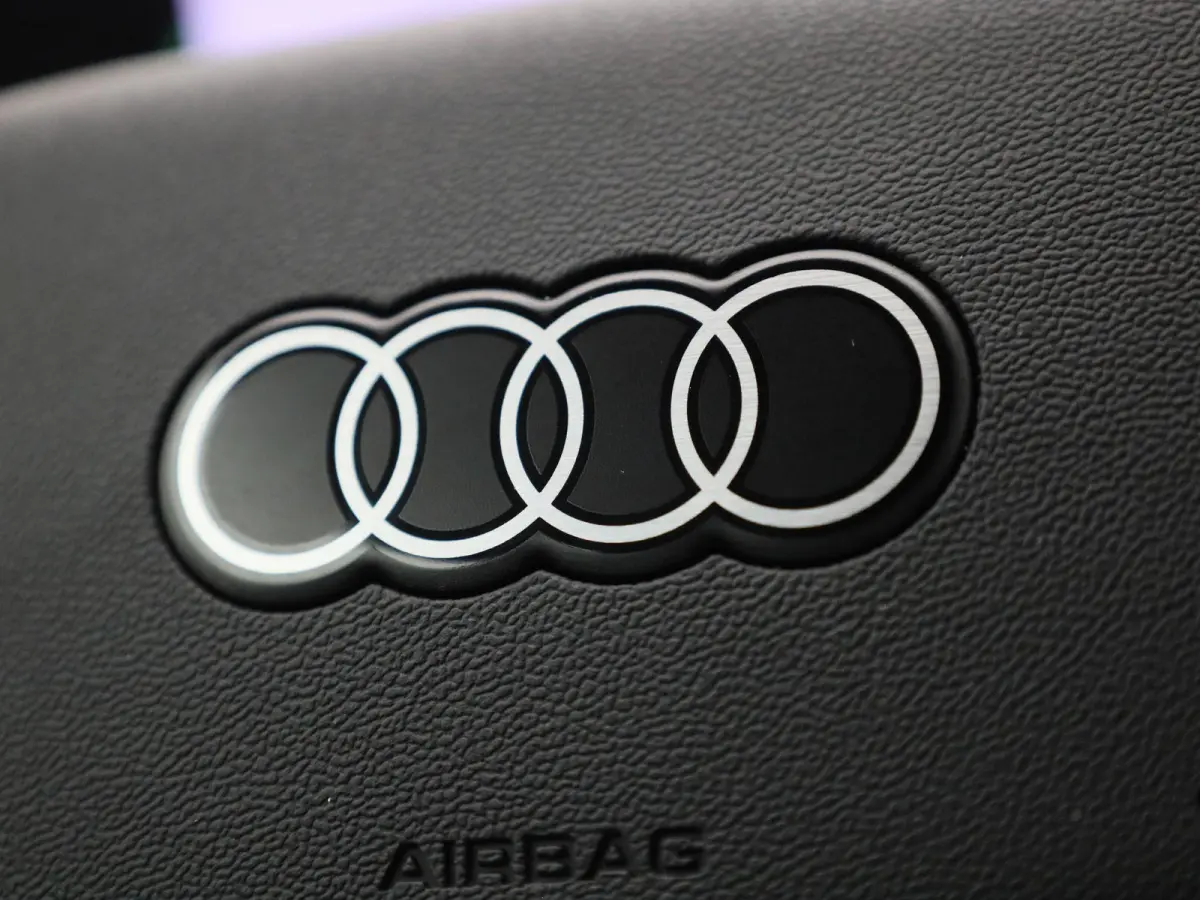 Avant 2.0 quattro S edition Competition 367 PK |